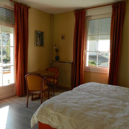 ניונס Hotel La Caravelle מראה חיצוני תמונה