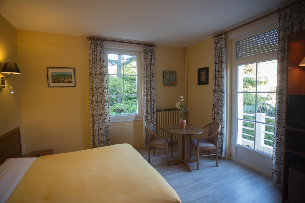 ניונס Hotel La Caravelle מראה חיצוני תמונה